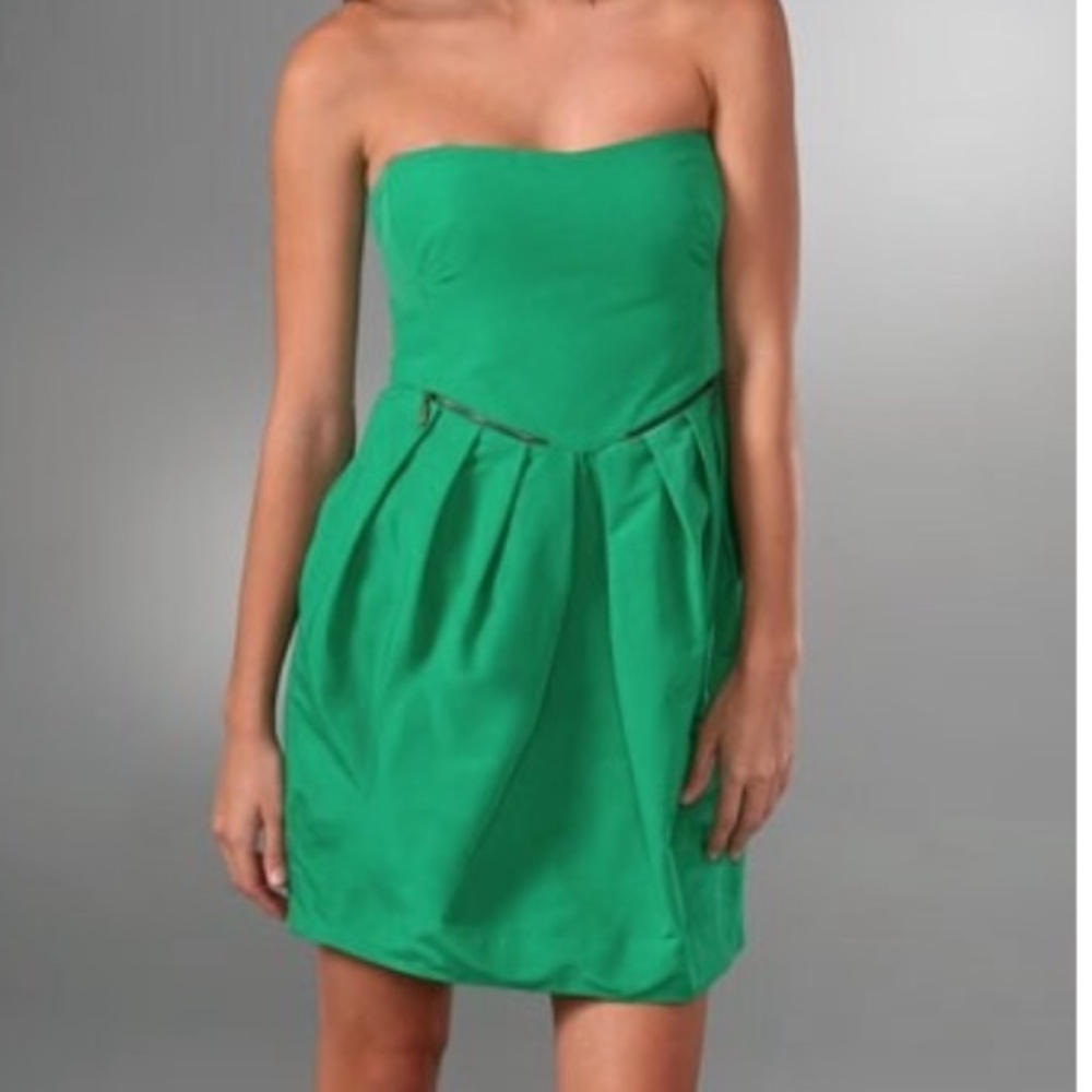 💚SEE BY CHLOÈ💚STRAPLESS ZIPPER DRESS💚